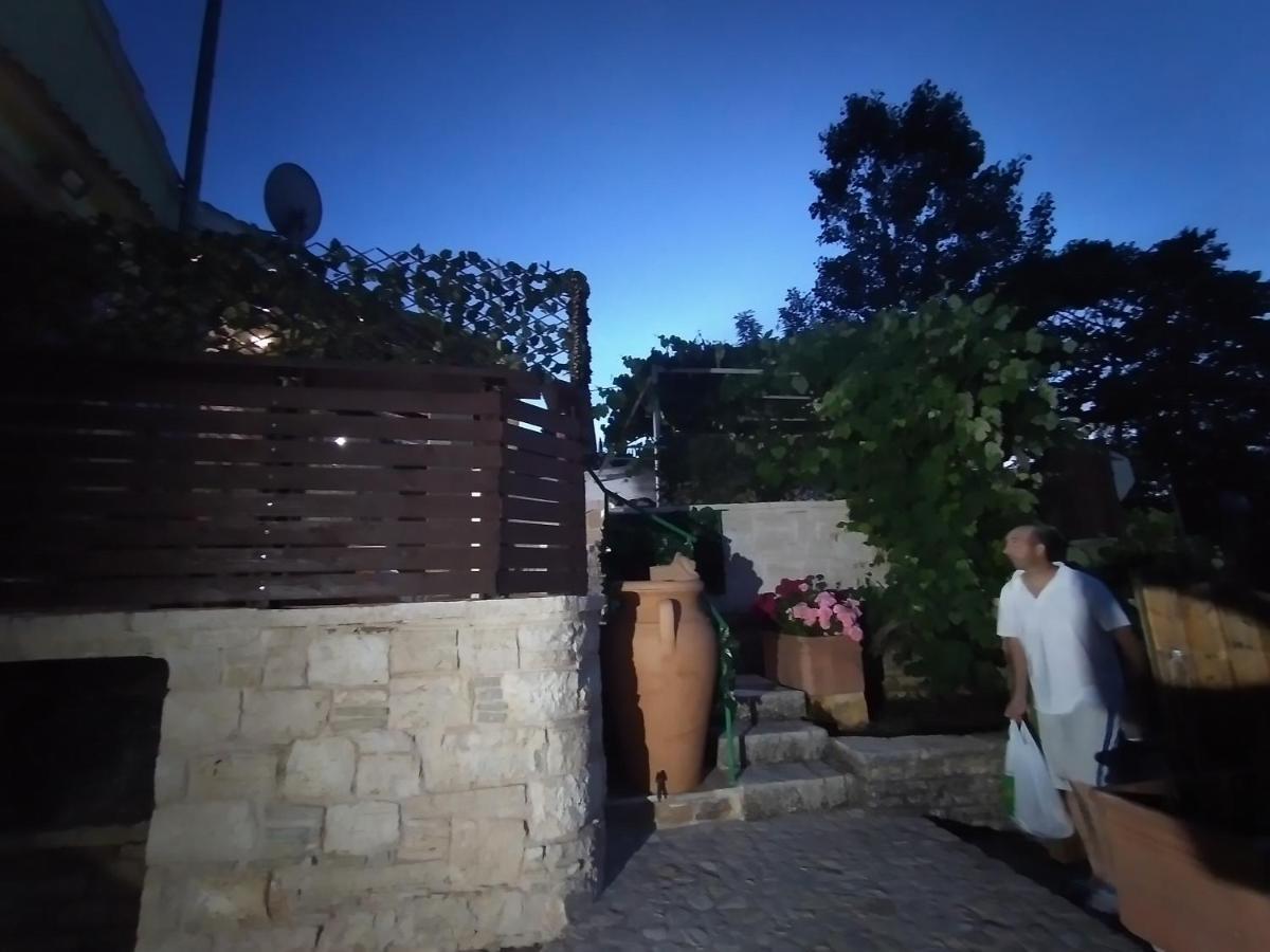 Вилла Stonemakers Hide Karyotikon Экстерьер фото